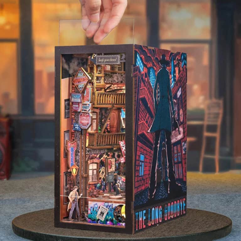 Book Nook Le long adieu