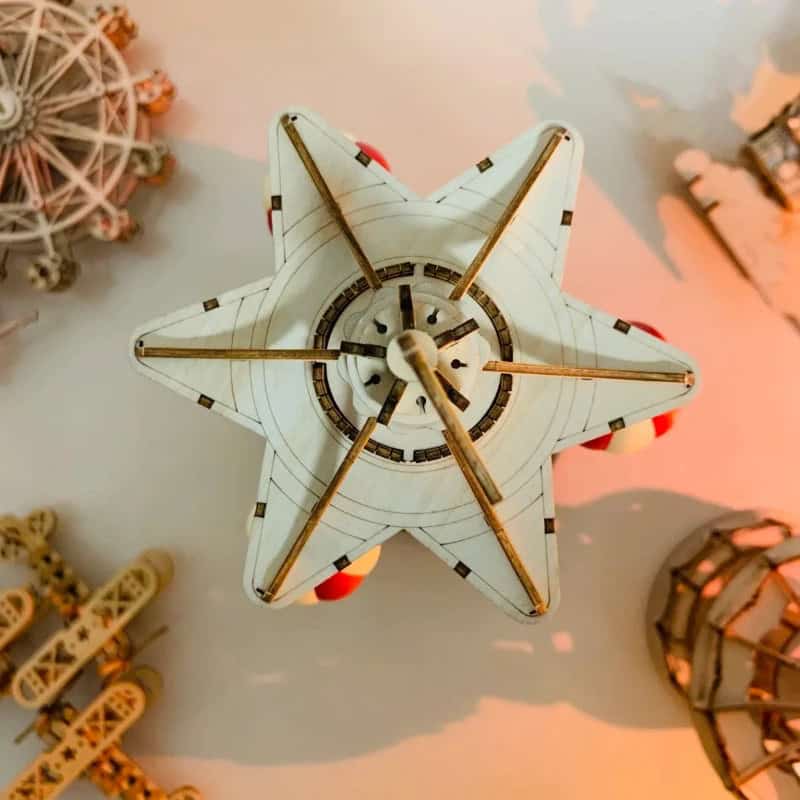 Maquettes en bois fête foraine