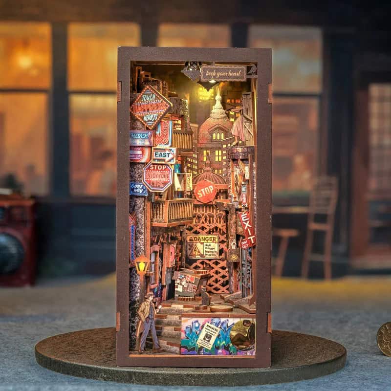 Book Nook Le long adieu