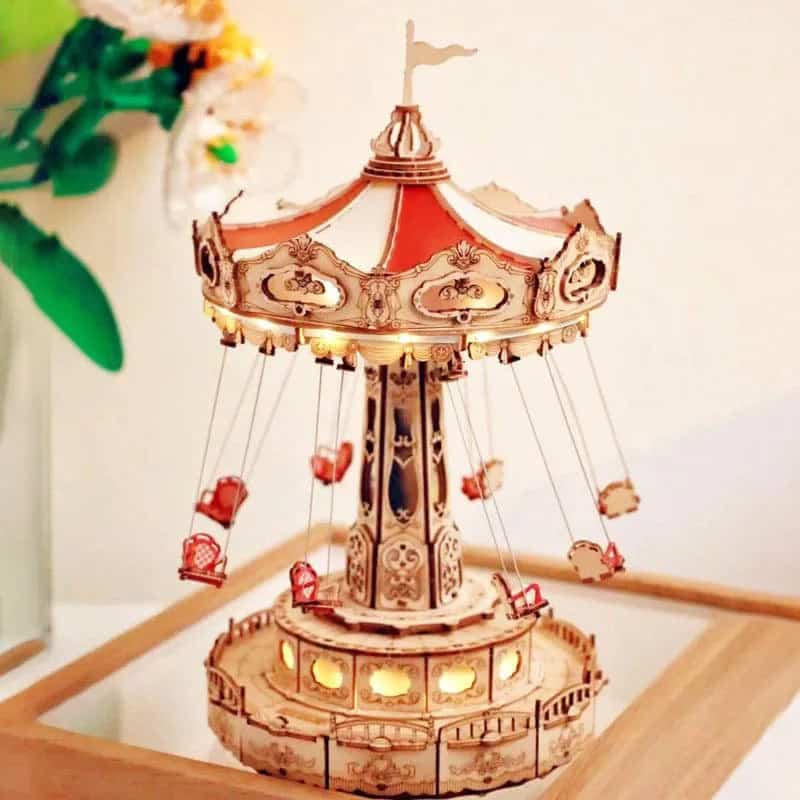 Maquettes en bois fête foraine