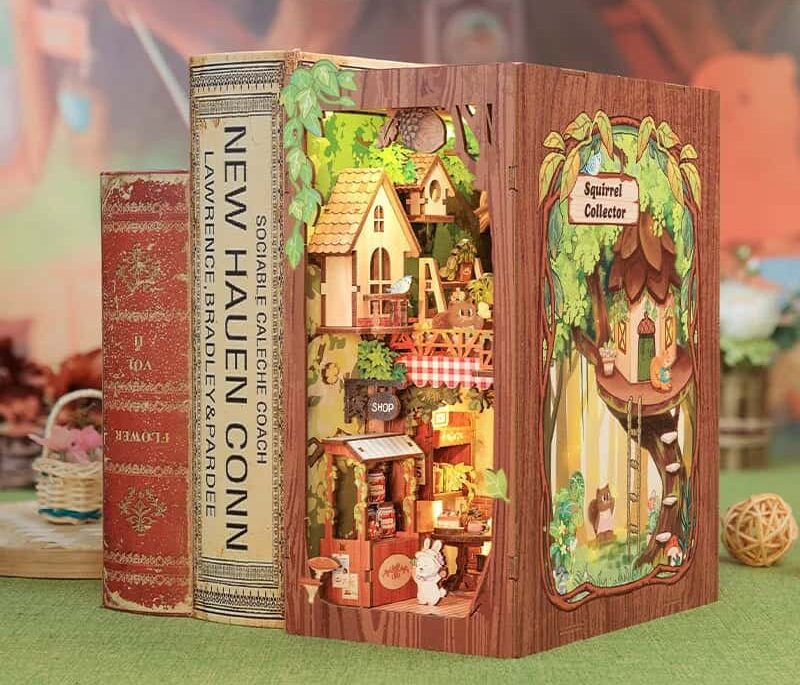 Book Nook Collectionneur d'écureuil