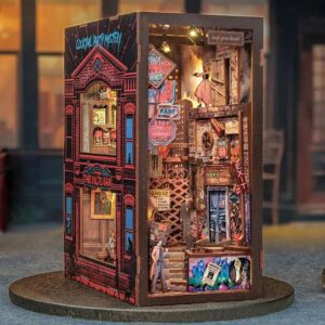 Book Nook Le long adieu