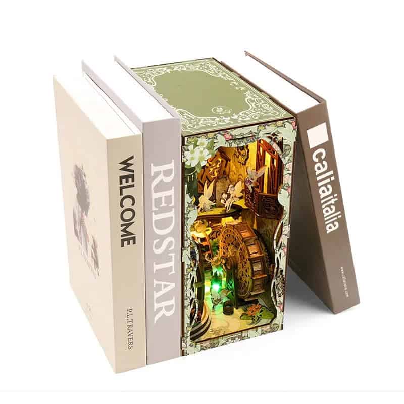 Book Nook Le monde secret de la forêt