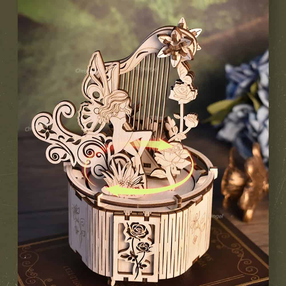 Boîte à musique fée en bois