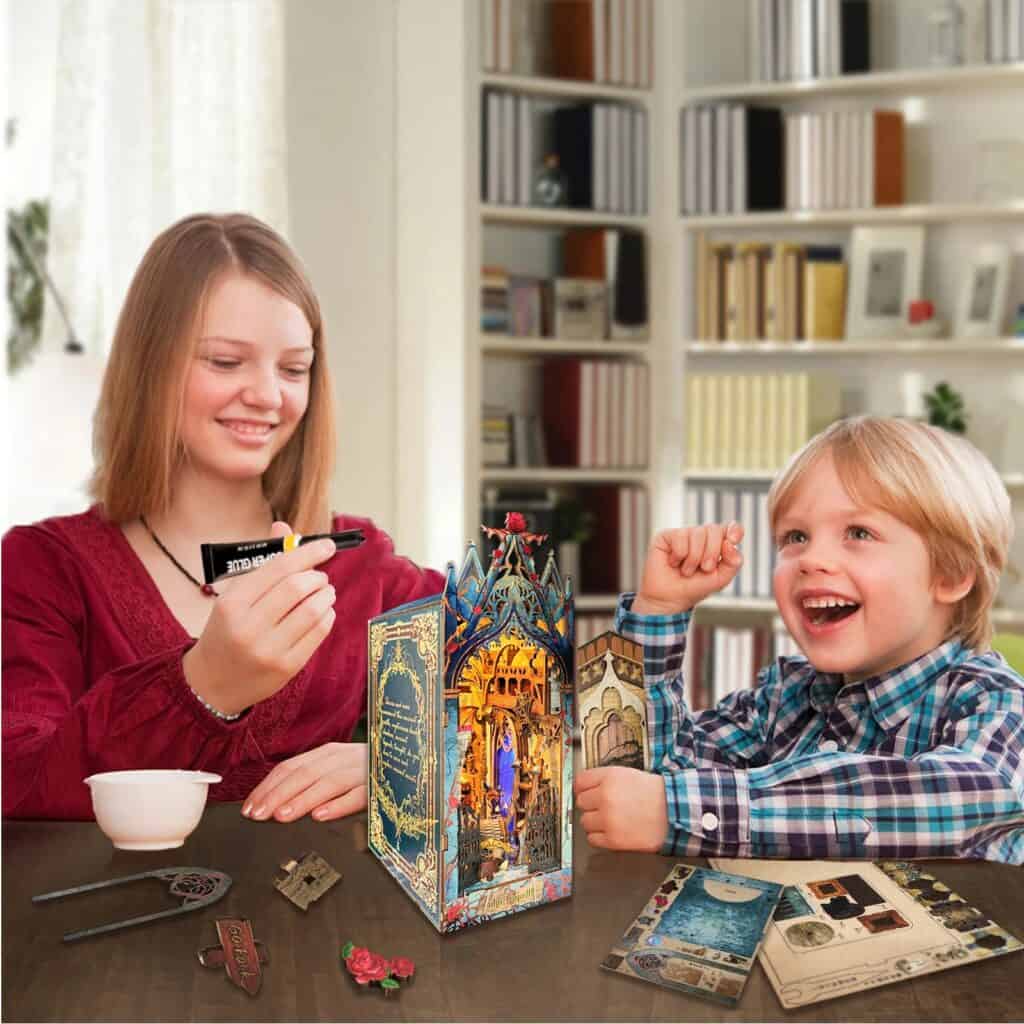 Book Nook Château du crépuscule