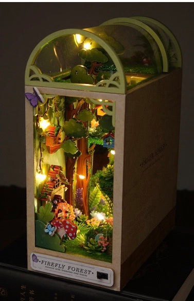 Book Nook Forêt de lucioles